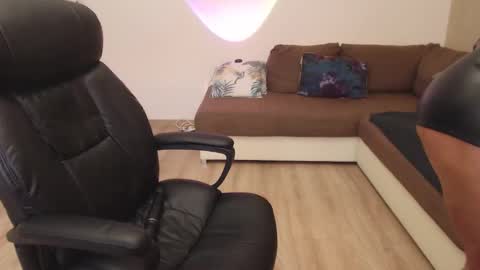 Amber online show from February 14, 6:34 am