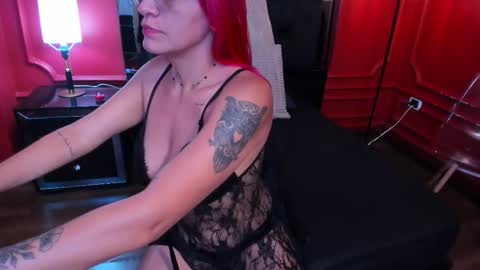 Amber online show from October 27, 2:12 pm