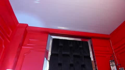 Amber online show from November 18, 7:04 pm