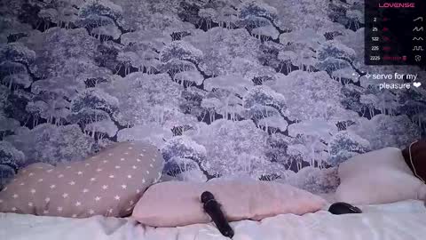  26 WEEK Princess  Linnea  online show from March 8, 12:09 pm