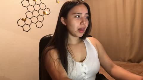 Snapshot of amelia___hall chatting on September 15, 1:08 pm Amelia online show from September 15, 1:08 pm