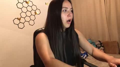 Snapshot of amelia___hall chatting on October 9, 12:20 pm Amelia online show from October 9, 12:20 pm