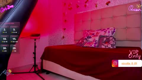 amelia_ferrerx online show from January 16, 6:20 am