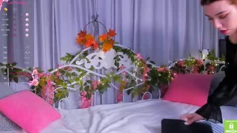 Anna online show from December 18, 7:02 am