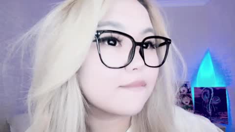 Amelia online show from December 13, 12:31 am