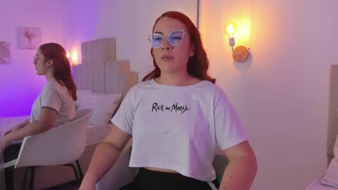 Ameliaa smithh online show from April 16, 8:08 pm