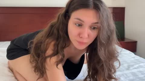 Ameli online show from June 19, 11:30 pm