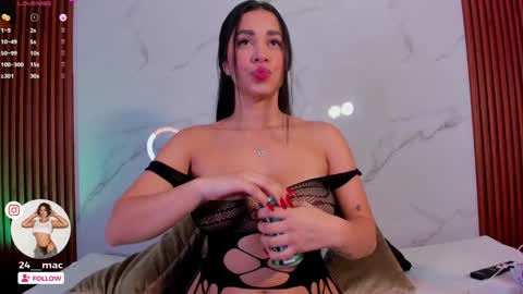 Alejandra  online show from January 7, 3:57 am