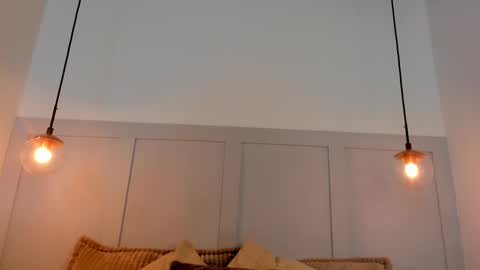 Amelie online show from October 2, 3:11 am