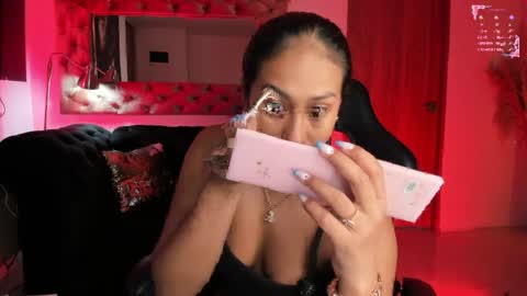          online show from April 8, 2:08 pm