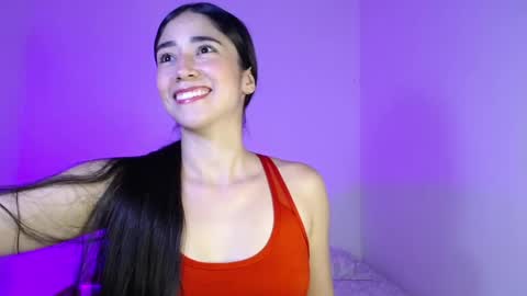 Snapshot of amelycaro chatting on February 1, 4:03 am Amely online show from February 1, 4:03 am