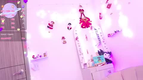 Amy online show from November 27, 4:43 pm