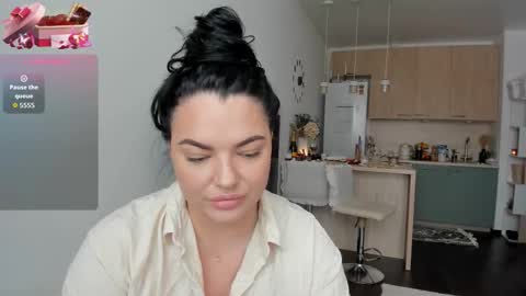 amie_hill online show from February 2, 10:14 am