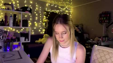 Amily online show from February 25, 2:15 pm