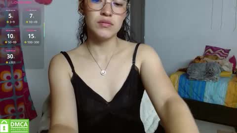 amitlu_ online show from November 20, 1:39 am