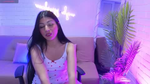 ammy_tay online show from November 7, 3:23 am