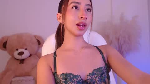 Sophi online show from December 15, 9:36 am