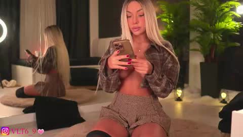    -------------   online show from December 15, 11:43 pm