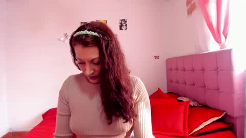 Snapshot of amunet_ chatting on February 27, 12:45 pm Amunet online show from February 27, 12:45 pm