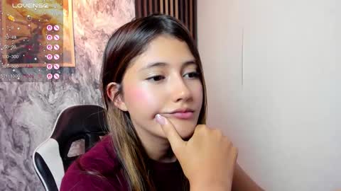 Snapshot of amy_innocent_ chatting on September 18, 8:51 pm Amy online show from September 18, 8:51 pm