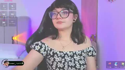 Hello I am Allison Welcome to my room and let is  have a good time together whith me online show from July 6, 10:01 pm