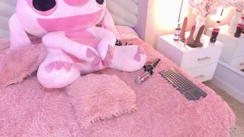 Amy online show from March 31, 8:42 pm