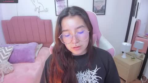 Amy sophia 3 online show from November 21, 5:59 pm