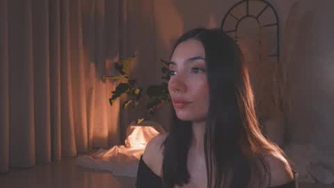 Amy Armstrong online show from September 21, 12:53 am