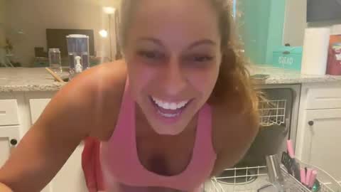 Amy Smilez online show from September 18, 3:10 pm