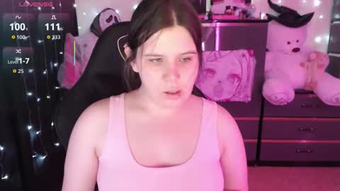 amyvibes online show from October 19, 8:00 pm