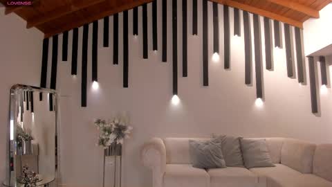 AMY WALKER online show from February 19, 10:23 am