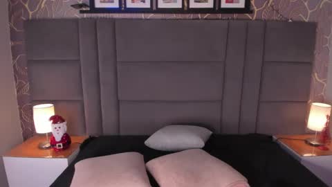 Snapshot of ana_beckett chatting on December 24, 11:38 am Ana online show from December 24, 11:38 am