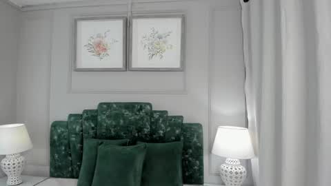 Snapshot of ana_beckett chatting on October 7, 10:52 am Ana online show from October 7, 10:52 am
