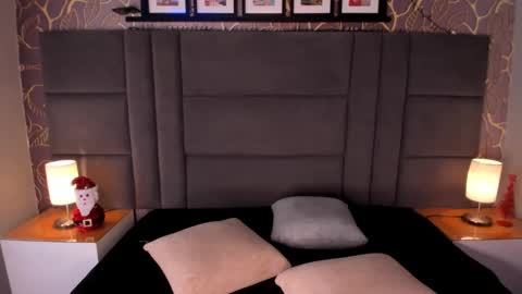 Snapshot of ana_beckett chatting on January 7, 11:58 am Ana online show from January 7, 11:58 am