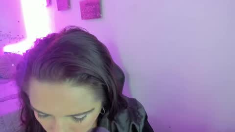 Snapshot of ana_bullock chatting on March 6, 7:21 pm ANA online show from March 6, 7:21 pm
