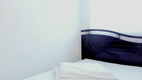 Ana  IG an castillo 1 online show from January 12, 11:50 am