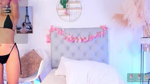 ana_grecco online show from December 14, 9:09 pm