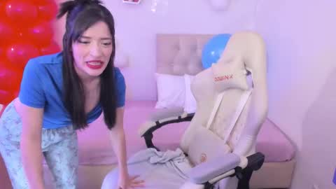 Im anna but you can call me as you want online show from March 1, 8:30 pm