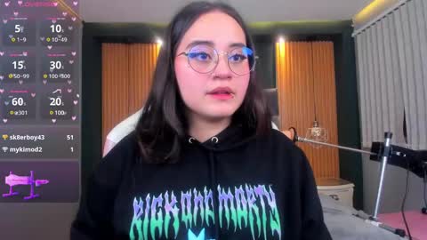 Ana online show from December 22, 8:36 pm