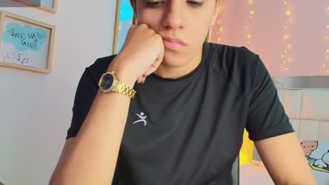 Anahi  online show from March 21, 7:41 pm