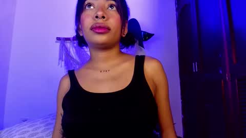 anais_tgn online show from October 18, 5:15 pm