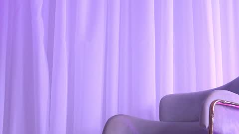 Anais online show from March 12, 4:59 am