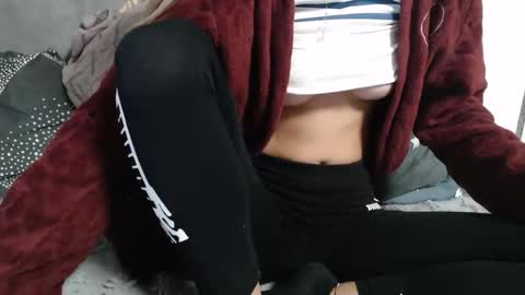 Snapshot of analove200 chatting on September 29, 8:52 am analove200 online show from September 29, 8:52 am