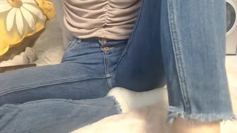 Snapshot of analove200 chatting on February 17, 12:16 pm analove200 online show from February 17, 12:16 pm