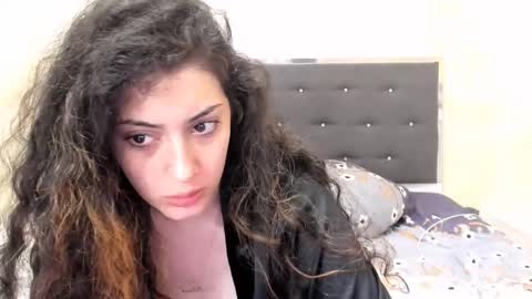 SuzziePregment online show from May 10, 11:18 pm