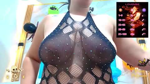 A N A P A U L A online show from November 3, 7:40 pm