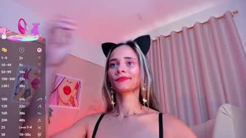 Ana online show from March 5, 8:33 pm