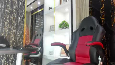 Anastasia online show from December 22, 1:36 pm