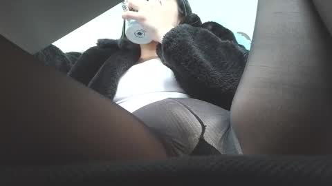   online show from September 20, 11:52 am