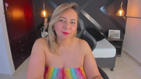 A N D R E online show from November 2, 2:26 am